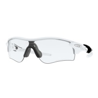 Kính mát Oakley OO9206 69 38